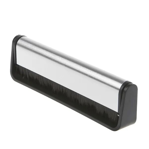 Carbon fibre anti-static record brush for vinyl cleaning, view 3